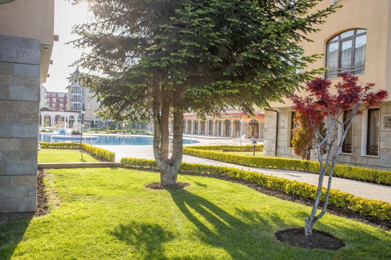 Sunny Apartment In A Complex With A Pool And Gym By Flаt Manаger Сонячний Берег Екстер'єр фото